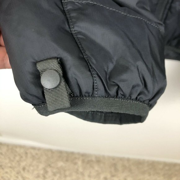 The North Face Men's Full Zip Lightweight Jacket - Picture 6 of 10